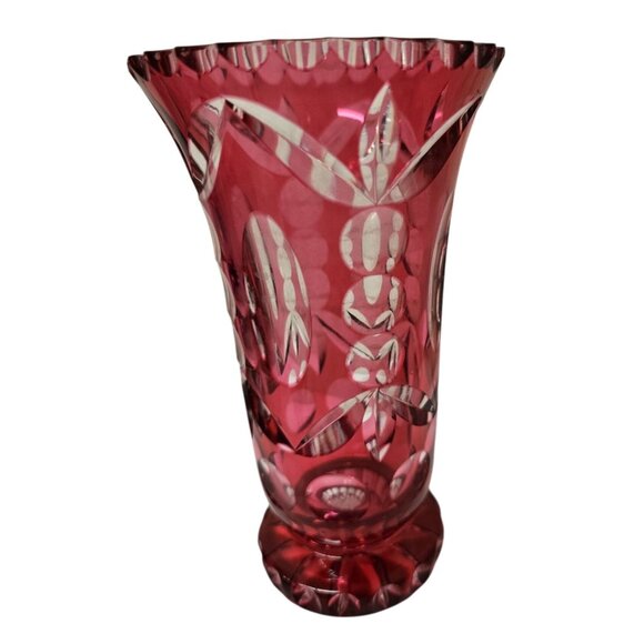 7" Crystal Vase Cranberry cut to Clear Floral Geometric Design - Picture 3 of 8